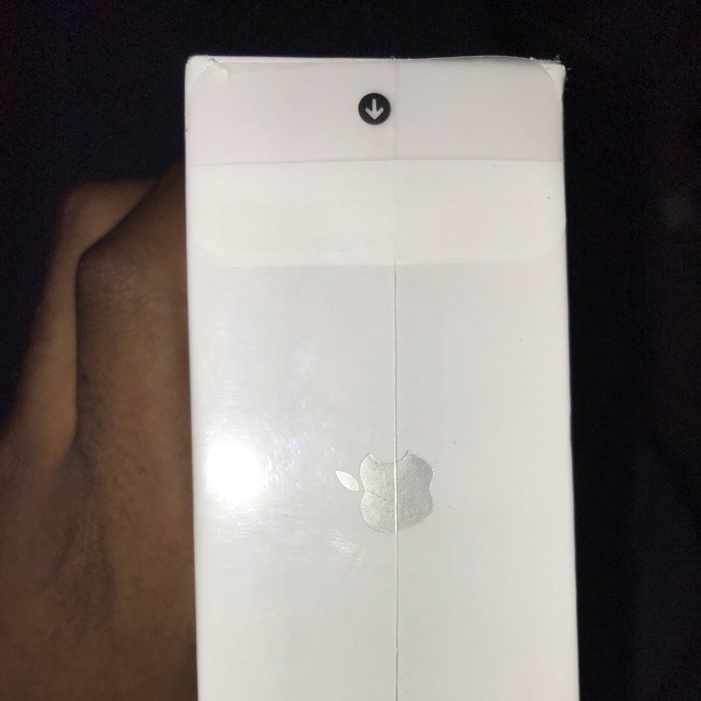Air pods pro still new HMU